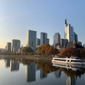 Meet your Posher, Mia